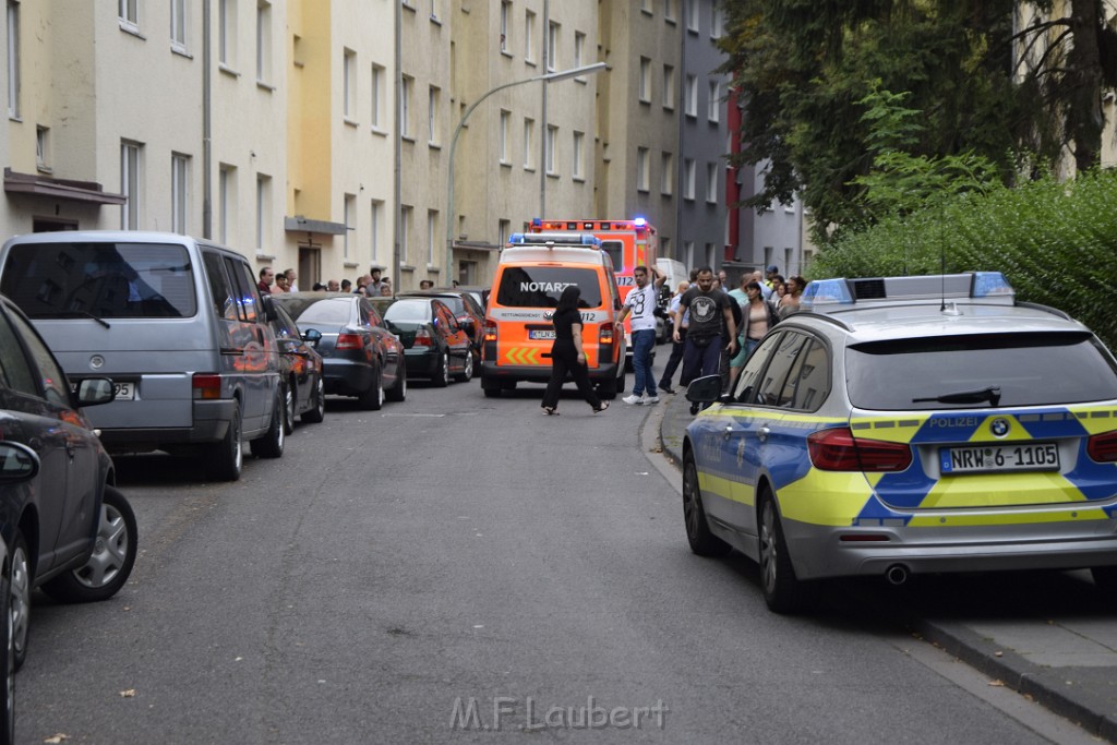 Kleinkind aus Fenster gefallen Köln Vingst Rothenburgerstr P03.JPG - Miklos Laubert
